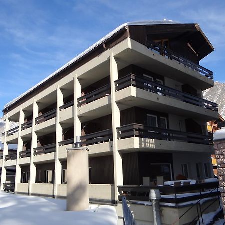 Hostel Walser Саас-Фее Екстериор снимка