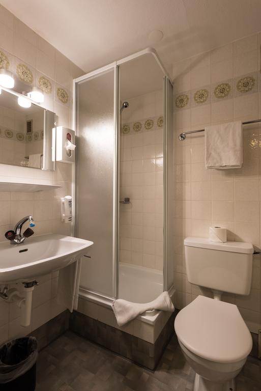 Hostel Walser Саас-Фее Екстериор снимка